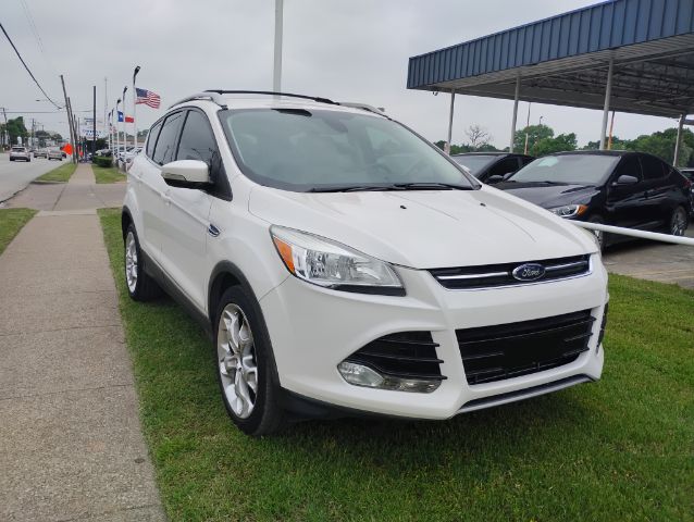 2014 Ford Escape Titanium FWD