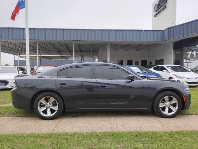 2017 Dodge Charger SXT