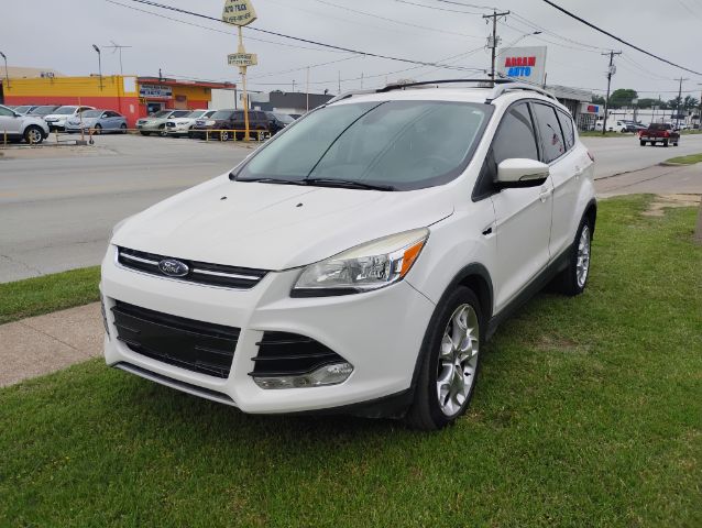 2014 Ford Escape Titanium FWD