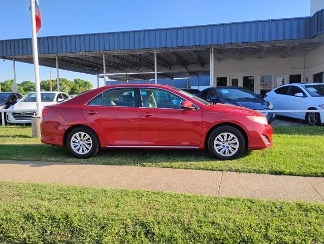 2012 Toyota Camry LE