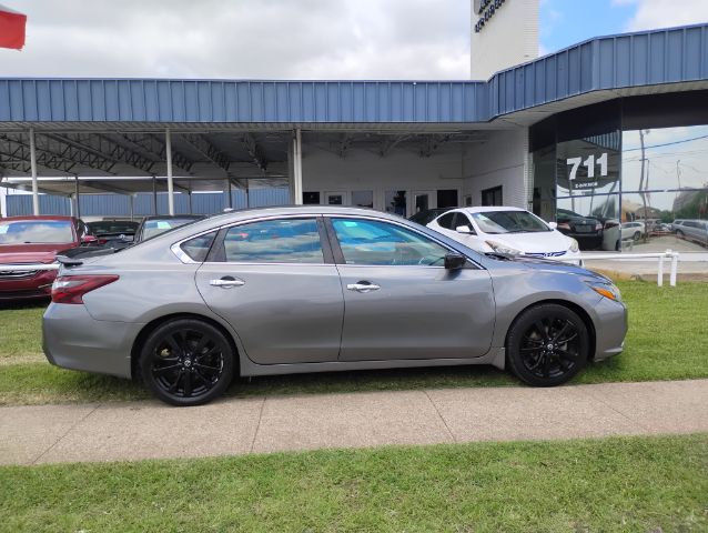 2018 Nissan Altima 2.5 SR