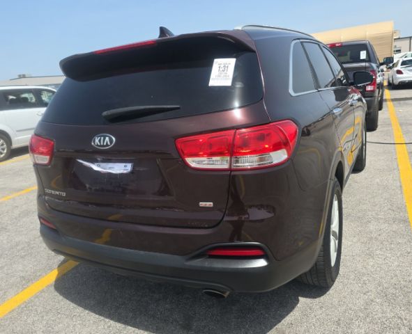 2016 Kia Sorento LX