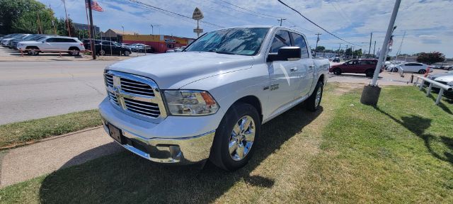 2017 RAM 1500 SLT Crew Cab SWB 2WD