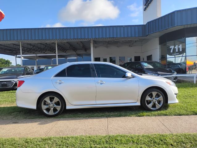2012 Toyota Camry SE V6