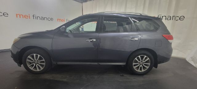 2014 Nissan Pathfinder SV 4WD