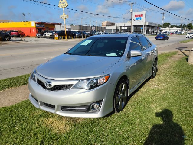 2012 Toyota Camry SE V6