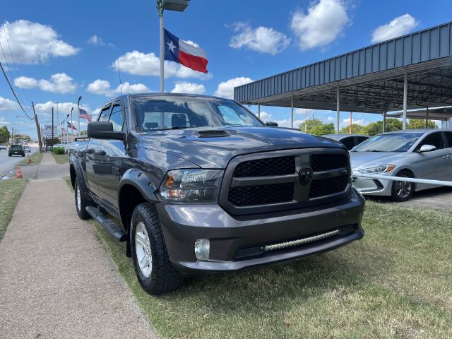 2019 RAM 1500 CLASSIC EXPRESS Quad Cab 4WD