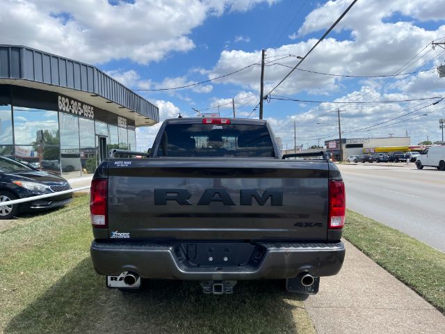 2019 RAM 1500 CLASSIC EXPRESS Quad Cab 4WD