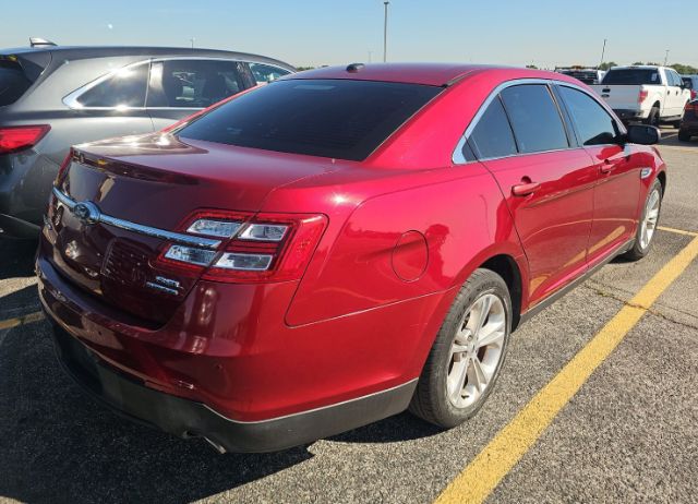 2018 Ford Taurus SEL