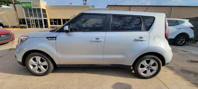 2017 Kia Soul BASE