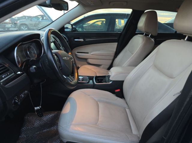 2016 Chrysler 300 Anniversary Edition