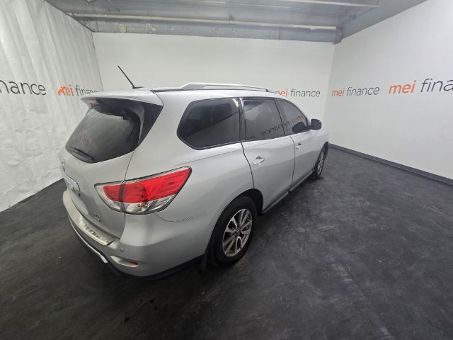 2016 Nissan Pathfinder SV 4WD