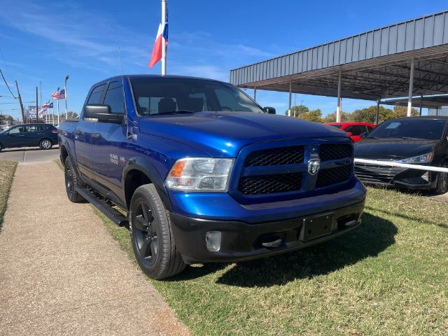 2017 RAM 1500 4WD V8 CREW CAB 5.7L SLT