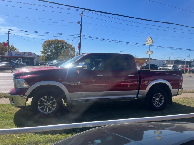 2015 RAM 1500 Laramie Crew Cab SWB 4WD