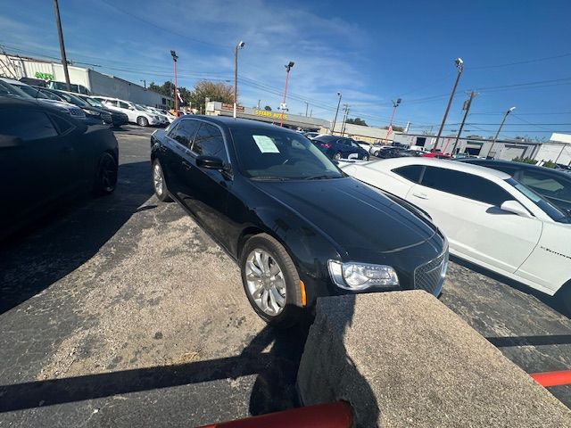 2018 Chrysler 300 Touring L AWD