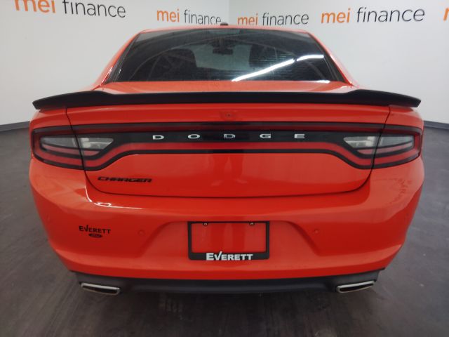 2018 Dodge Charger SXT RWD