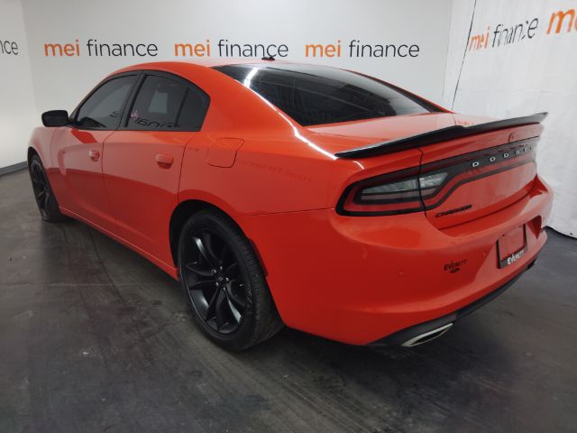 2018 Dodge Charger SXT RWD