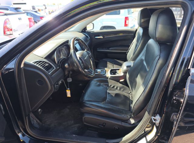 2016 Chrysler 300C 2WD V6 4D SEDAN C