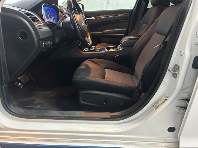 2019 Chrysler 300 Touring