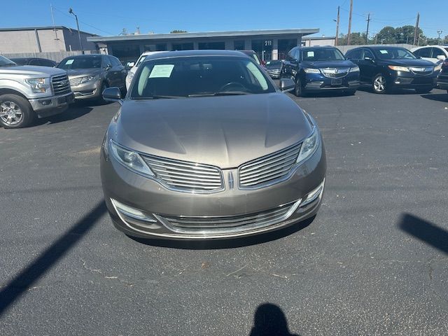 2016 Lincoln MKZ FWD