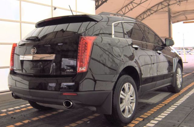 2016 Cadillac SRX Standard