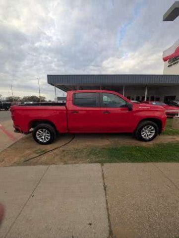 2022 Chevrolet Silverado 1500 LTD Custom
