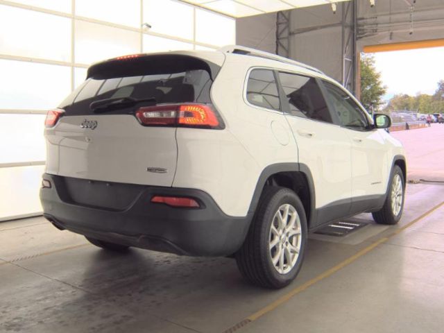 2017 Jeep Cherokee Latitude's photo