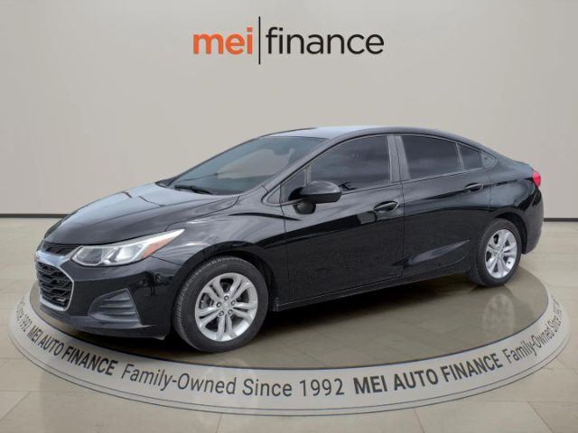 2019 Chevrolet Cruze LS Auto's photo