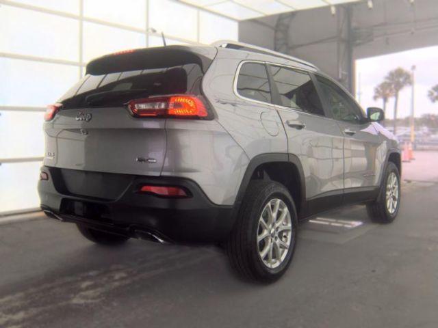 2017 Jeep Cherokee Latitude 4X4's photo